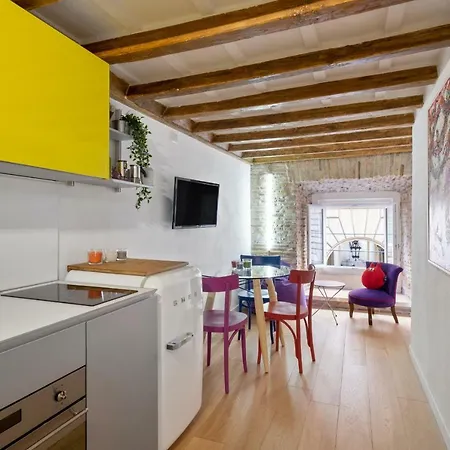 Enchanting Studio Flat - 7min Walk From Pantheon Apartamento *